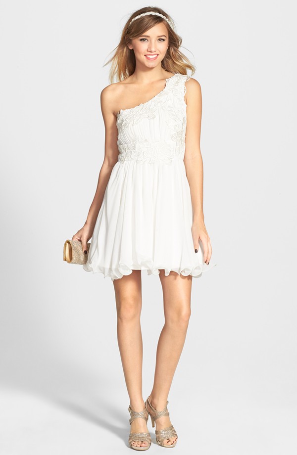As U Wish 'Isabella' Appliqué One-Shoulder White Dress (Juniors)