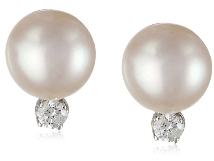 14k Gold White Freshwater Cultured Pearl (7-7.5mm) and Diamond Stud Earrings (1/10 cttw, H-I Color, I1-I2 Clarity)