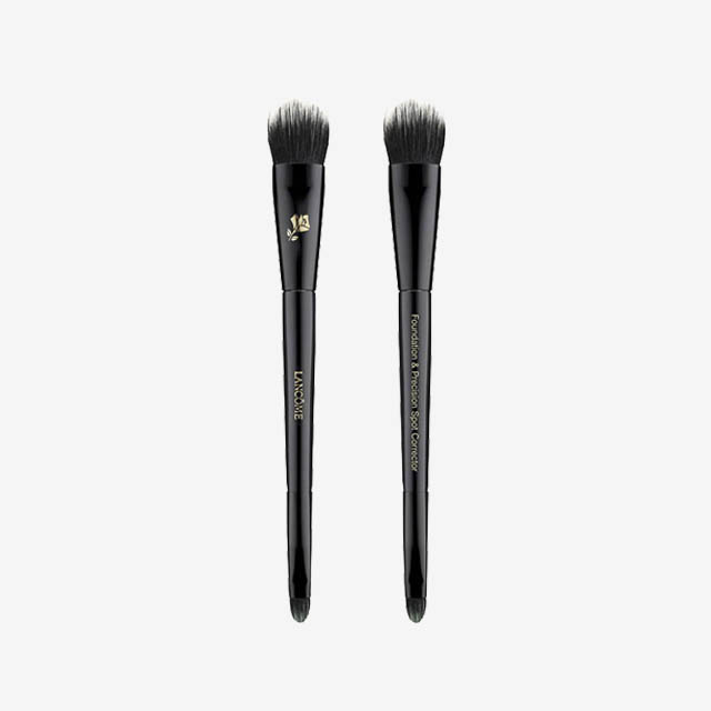 DUAL-END FOUNDATION AND CORRECTOR BRUSH #26