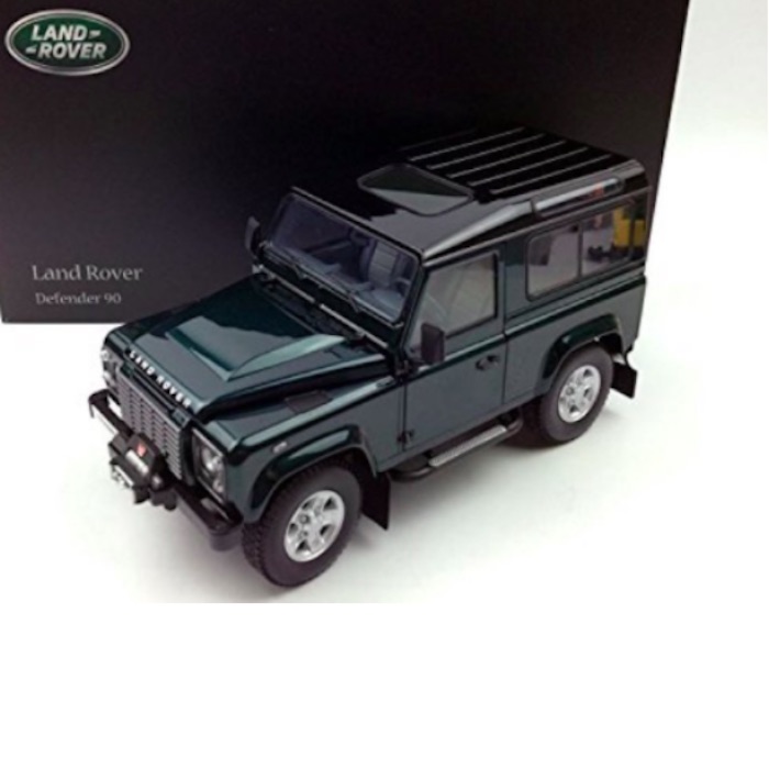 1984 LAND ROVER Defender 90 in Antree Green by Kyosho in 1:18 Scale