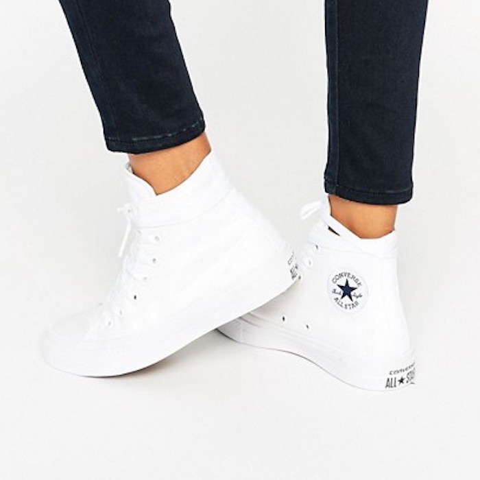 Converse All Star Chuck Taylor II White High Top Trainers